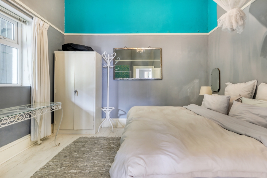 2 Bedroom Property for Sale in Gardens Western Cape